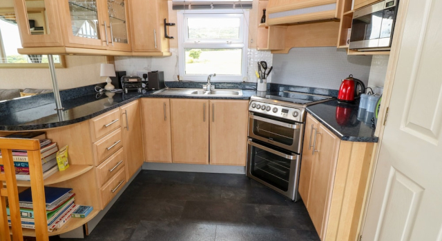 Plas Tirion Caravan, Book Feriehus Llanfflewyn Anglesey