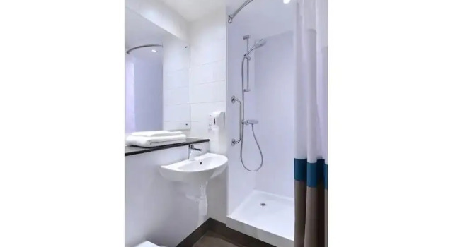 Двухместный номер Super Travelodge London Docklands