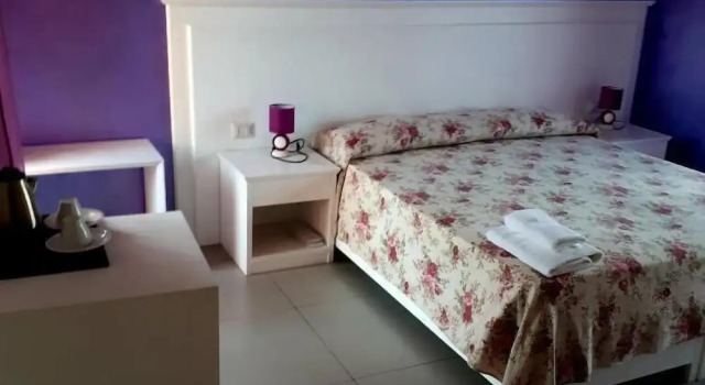 Komfort Doppel Zimmer mit Balkon und mit eingeschränktem Meerblick Residenza La Torre