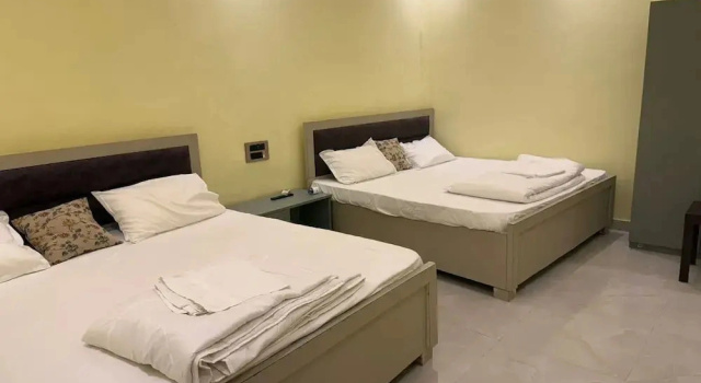 Четырёхместный номер Standard Hotel Ramarsh Palace