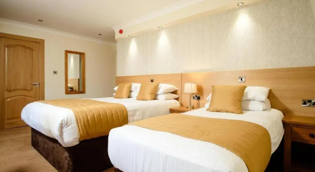 Семейный номер Standard Victoria Hotel