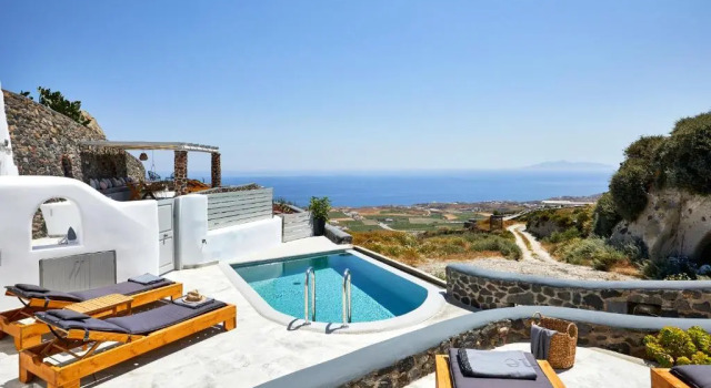 Вилла с 3 комнатами El Verano Suites