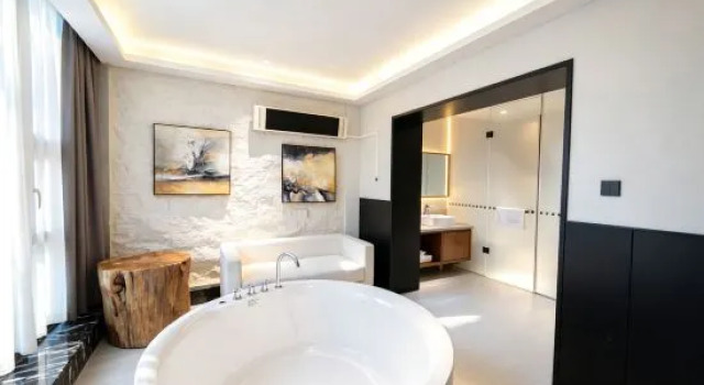 Long-term residence at Keguan Hotel (Yutian Airport Lop Nur Secret Grilling Restaurant, Urumqi)