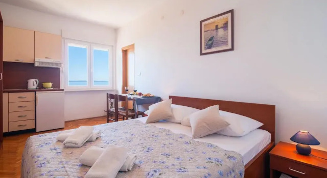 Nice Home in Podstrana With Wifi and 0 Bedrooms, Rezerwuj Apartament Podstrana Split Region