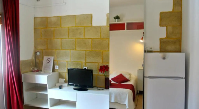 Студия Hôtel les Mimosas