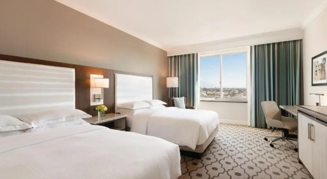Двухместный полулюкс Hilton Los Angeles/San Gabriel