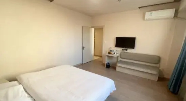 Люкс Grace Hotel Linyi Tongda Road