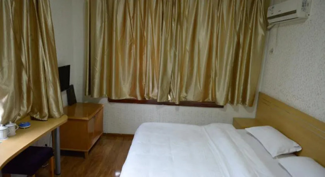 Chengdu Airport First Class Business Hotel, Boek Hotel Hotels in Chengdu met parkeren, Parkeren