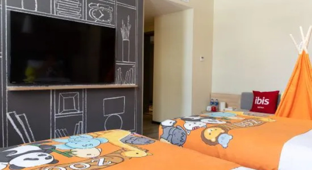 Семейный тент Ibis Hotel (Taiyuan Electronic West Street subway station)