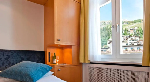 Двухместный номер with village view Hotel Schweizerhof St. Moritz