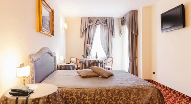 Hotel Villa Del Sorriso, Réserver Villa Venosa Basilicilate