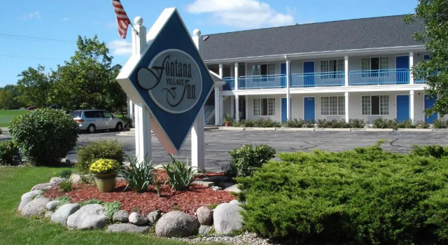 Номер Luxury Fontana Village Inn