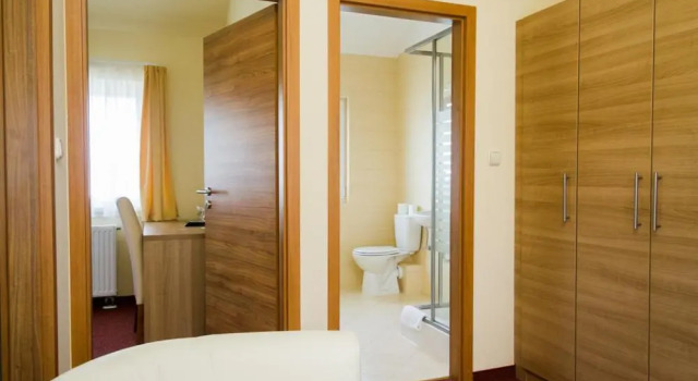 Четырёхместный номер Standard Corvina Hotel-Restaurant
