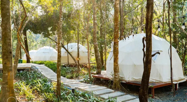 Тент с видом на сад Rung Thong Nui Voi Villa & Resort