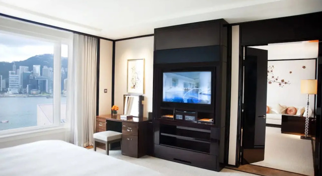 Superior Double Suite with harbour view The Peninsula Hong Kong