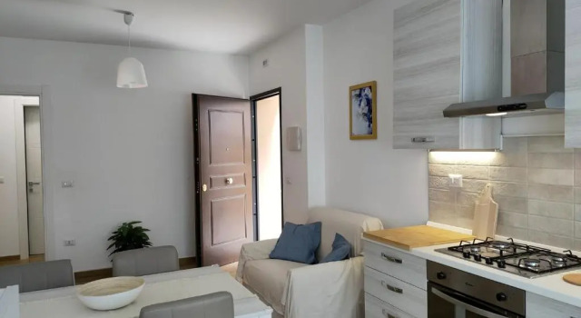 Villino Maria Pia, appartamento in villino in centro storico L'Aquila, Book Apartment Hotels in Abruzzo with Parking, Parking