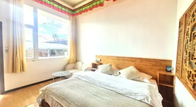 Номер Standard Shangri-La Baita International Youth Hostel