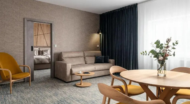 Люкс Deluxe Hotel Osvit