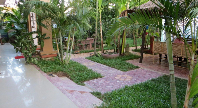 Angkor Tropical Resort, Забронировать Курортный отель Курортные отели Сиемреап, рядом с Rosana Broadway, Курортный отель