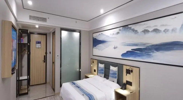 Двухместный номер Standard GreenTree Inn Taizhou Xinghua Bus Station Express Hotel