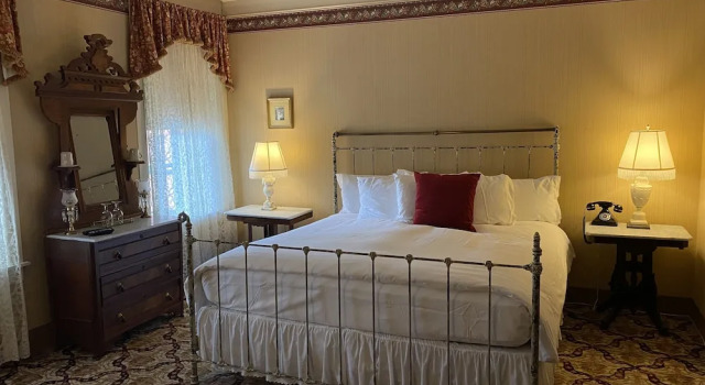 Номер Deluxe Atlantic Hotel