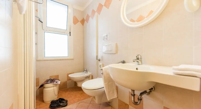 Семейный номер Standard с 2 комнатами Hotel Losanna Cervia