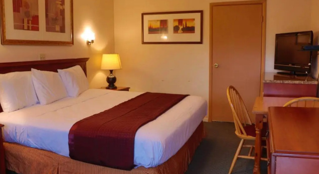 Red Carpet Inn Berlin, Book Hotel Berlin Philadelphia Metropolitan Area