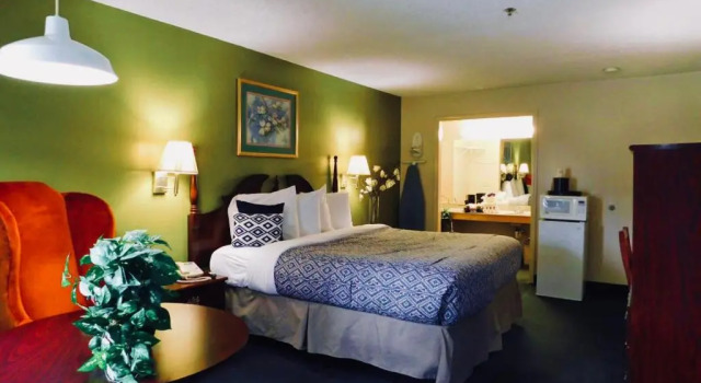 Номер Standard Americas Best Value Inn - Rome