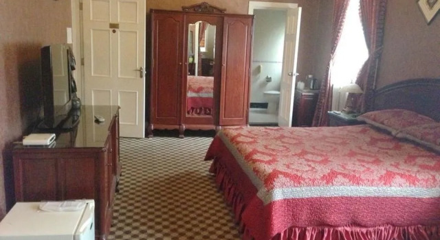 Ling Long Hotel, Varaa Hotelli Xuhui 