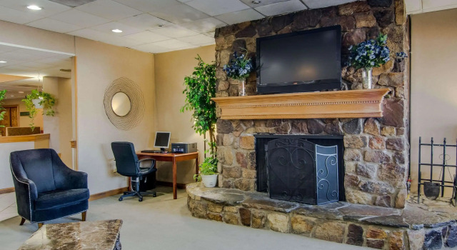 Quality Hotel and Conference Center, Boek Hotel Bluefield 