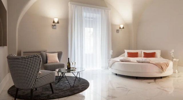 Люкс с балконом и с видом на город Quattro Canti Suites