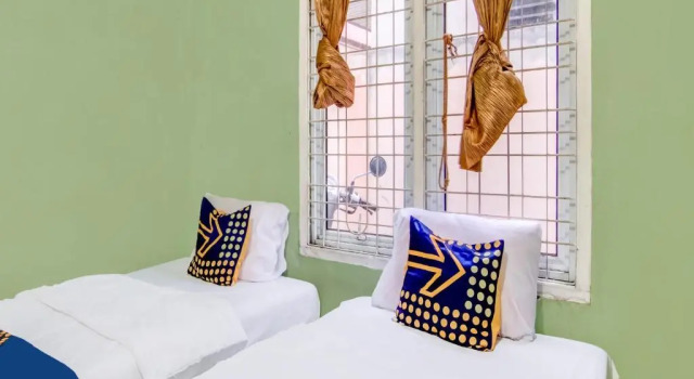Номер Economy Hotel O Nayla Homestay Syariah Near Koro Koro Panam, Karaoke, Pool, & Cafe