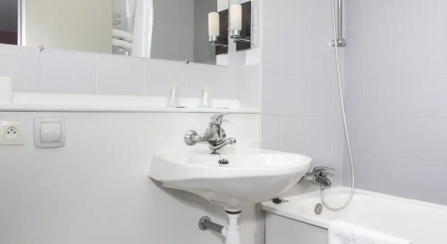Двухместный номер Classic Hôtel Inn Design & Restaurant Bourges
