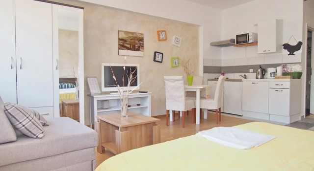 Студия Apartments Xandy