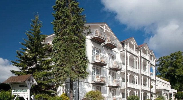 Hotel Stranddistel Rügen, Забронировать Отель Остзеебад-Гёрен земля Мекленбург-Передняя Померания