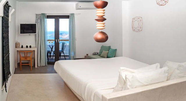 Двухместный номер Standard Amity Suites