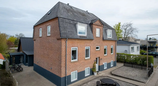 Апартаменты Newly Renovated 1-bed Apartment in Aalborg