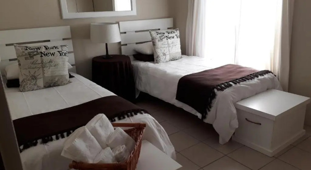 The Upper Deck Apartment, Забронировать Апартаменты/квартира Апартаменты Свеллендам, рядом с NG Church Swellendam, Апартаменты/квартира
