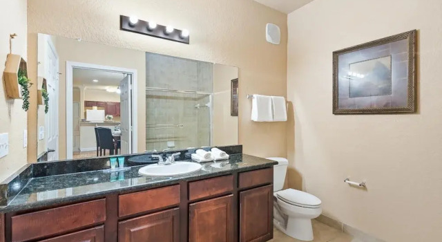 Tuscana Resort 2 Bedroom Condo Clubhouse Access 8 miles to Disney 2 Condo
