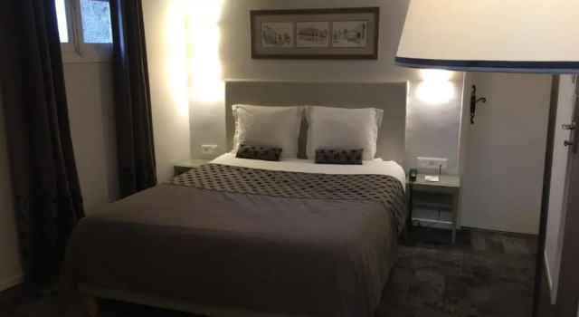 Семейный номер Standard Hotel Du Pont Vieux