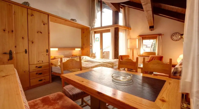 Chesa Munteratsch 2-Zimmerwohnung 610 Typ E, Book Hotel Silvaplana 
