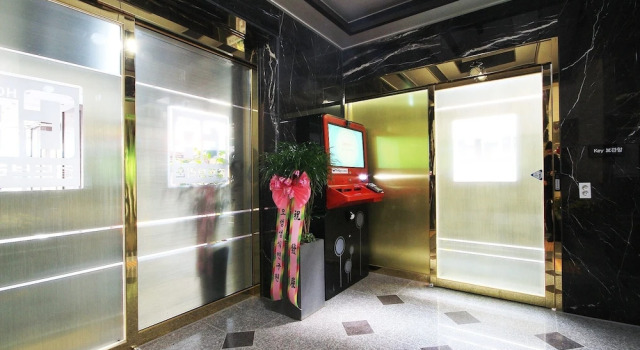 Gwangju Chungjangro Gold Brown Hotel, Prenota Hotel Hotel a Gyeonggi-do con parcheggio, Parcheggio