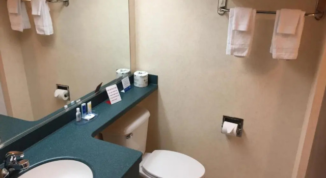 Номер Standard Rodeway Inn & Suites Charles Town