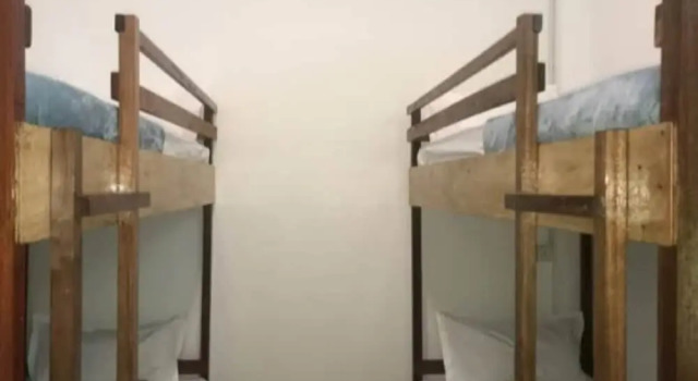 Кровать в общем номере Hotel O 2night Stayin 2