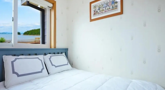 Yesu Coffeeenaru Pension, Reserva ahora Hotel Yeosu Jeolla del Sur