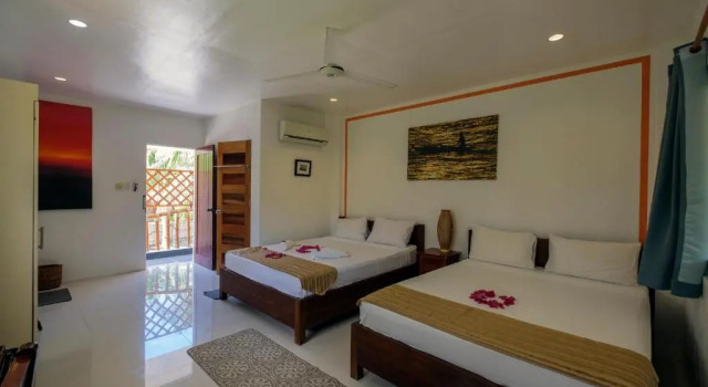 Двухместный номер Deluxe с балконом Evolution Dive and Beach Resort