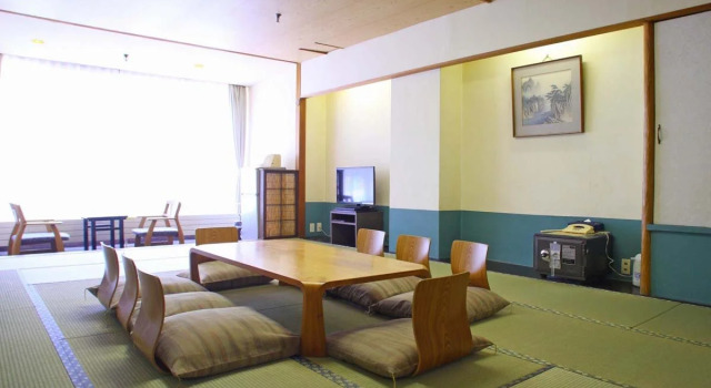 Johzankei Hotel, Rezervovat Hotel Hotely v Sapporo s parkováním, Parkování