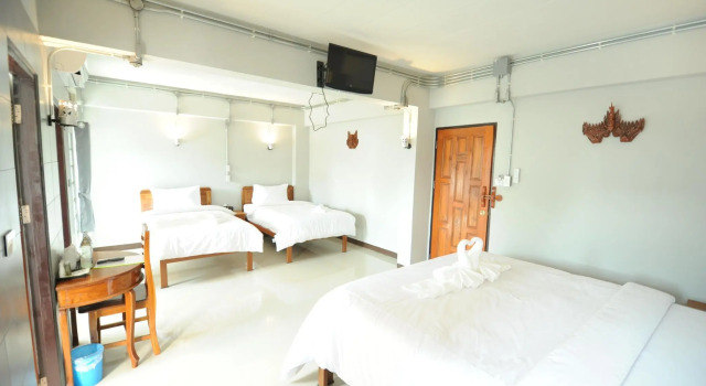 Семейный номер Standard Nanya Hotel Chiang Mai