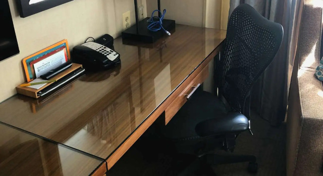 Четырёхместный номер Standard Hilton Garden Inn Baltimore Inner Harbor