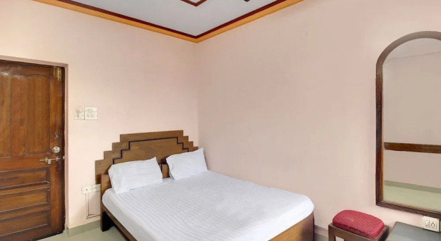 Spot on 46408 Hotel Saaj, Prenota Hotel South Goa Goa